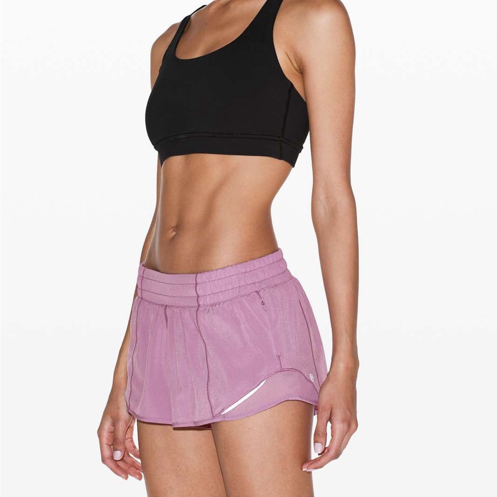 SOLD Lululemon Hotty Hot Short II 2.5” Size 8 Jubilee Purple